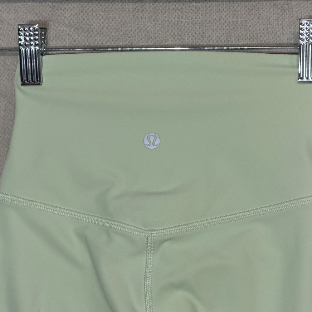 Lululemon Align High-Rise Short 6" Mint Green Shorts Size 0 - Picture 5 of 7